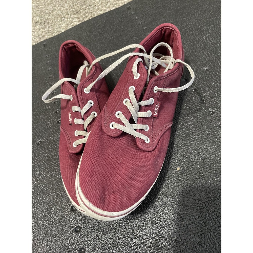 Red canvas vans womens 9.5 with cushy insole